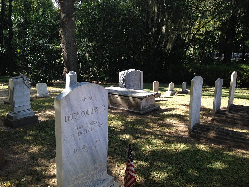 The Grove family cemetery - 2015