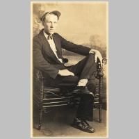 jd_donaldson_chair.bmp