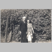 leo-valeria-douglas.jpg