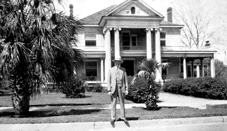 Kent Johnston home on the NW corner of Adams and Tennessee Streets  - Tallahassee Florida