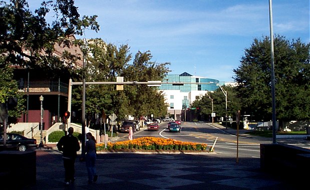 Jefferson Street and Courthouse 1998